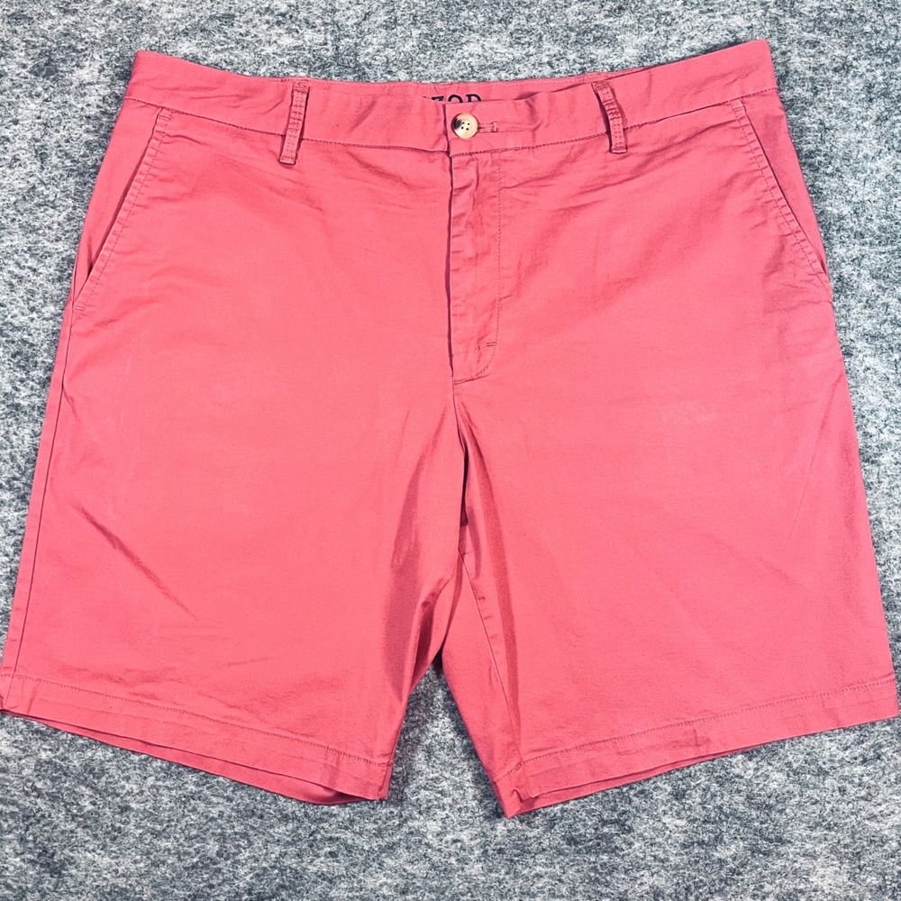 IZOD Saltwater Chino Shorts‎ Mens 36 Red Stretch Flat Front Casual Golf Preppy